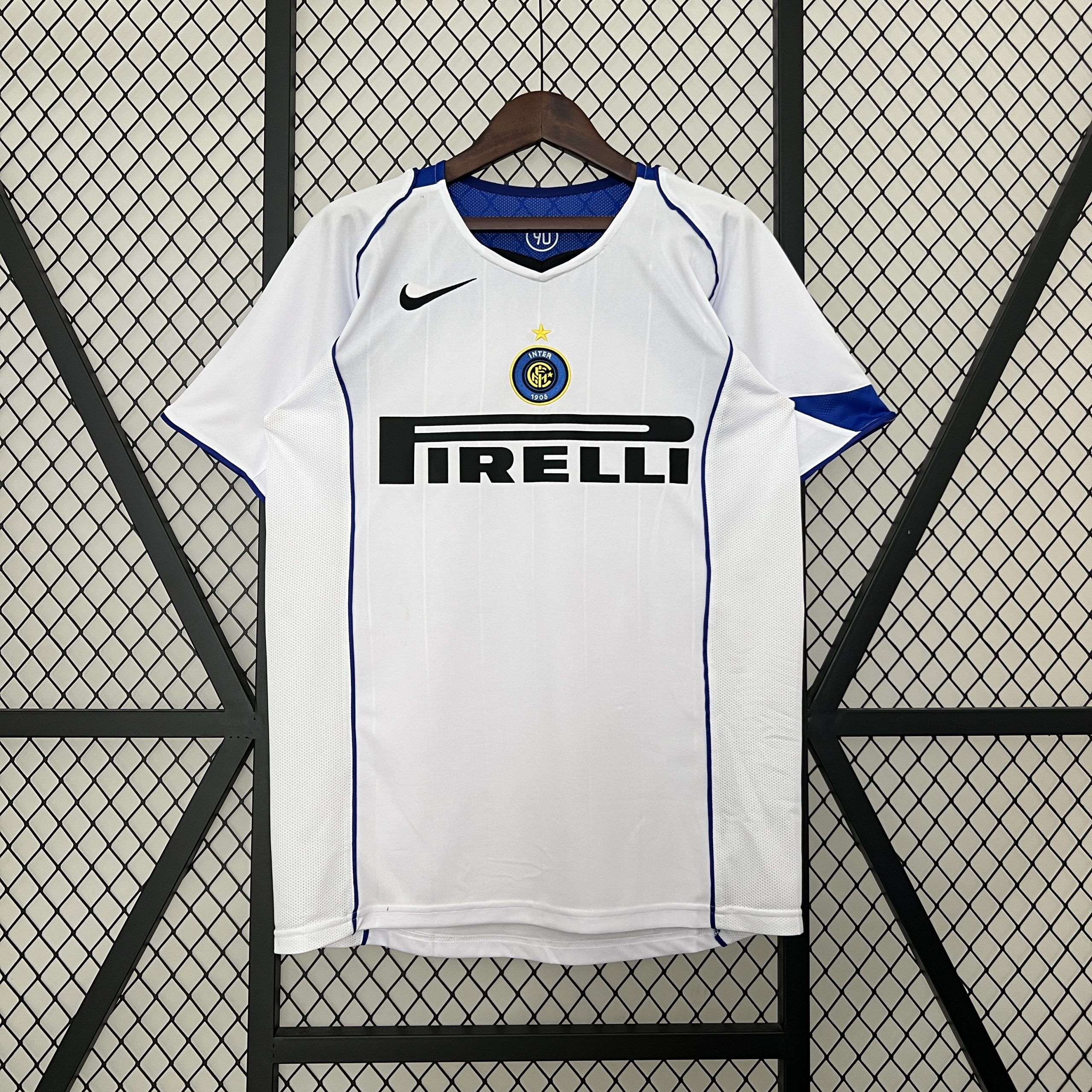 Camiseta Retro Inter Milan 04-05 Visitante – FutbolCamis©